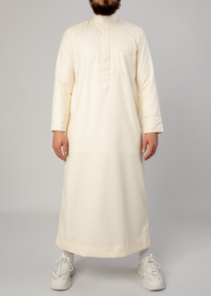 Saudi Qamis “Signature” Cream van Qamis.nl